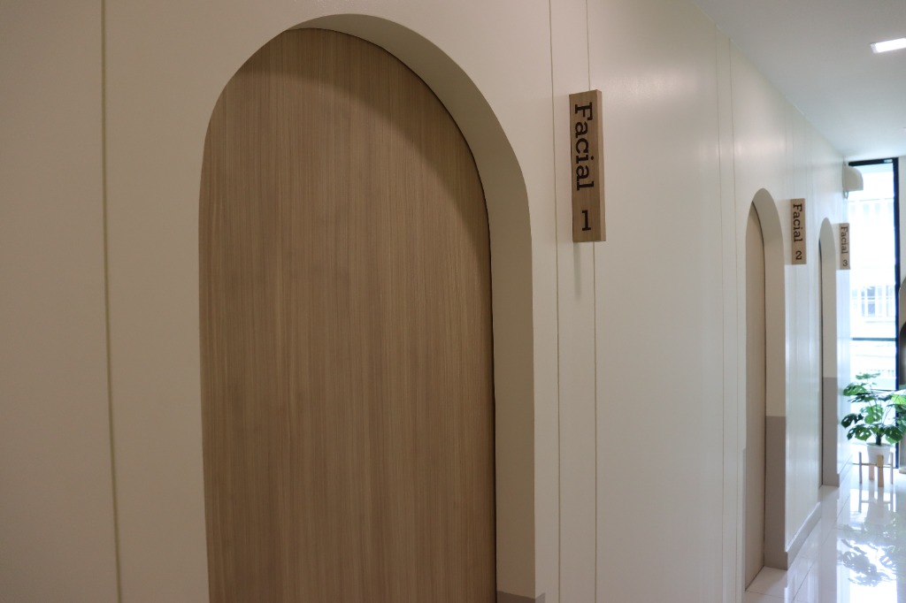 Honest Clinic facial treatment rooms corridor